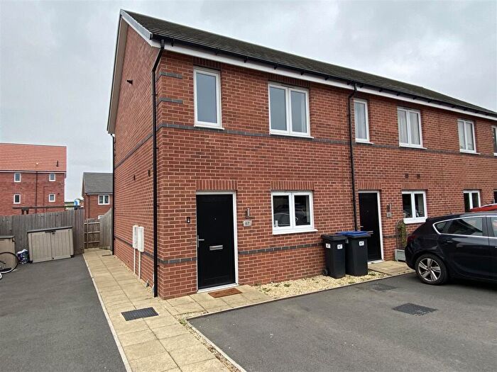 2 Bedroom Town House For Sale In Westfield Avenue, Earl Shilton, LE9
