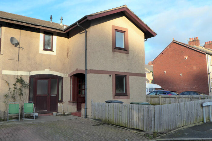 2 Bedroom End Of Terrace House To Rent In Broyd View, LA1