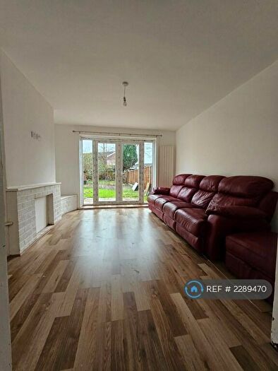 3 Bedroom Semi-Detached House To Rent In Barcicroft Road, Manchester, M19