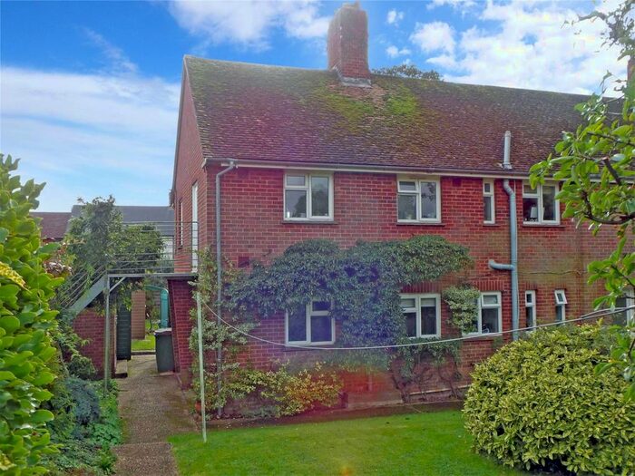 1 Bedroom Ground Maisonette For Sale In Swallows Lane, Dial Post, Horsham, West Sussex, RH13