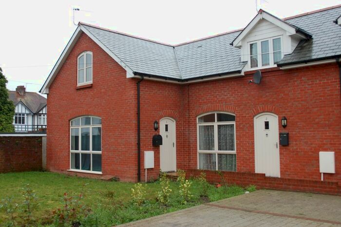 1 Bedroom End Of Terrace House To Rent In Alphington Road, Exeter, EX2