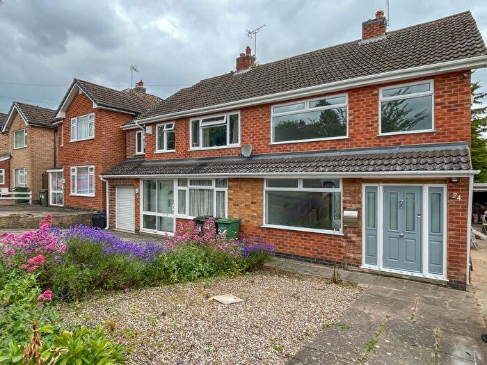 3 Bedroom Semi-Detached House To Rent In Fairstone Hill, Oadby, LE2