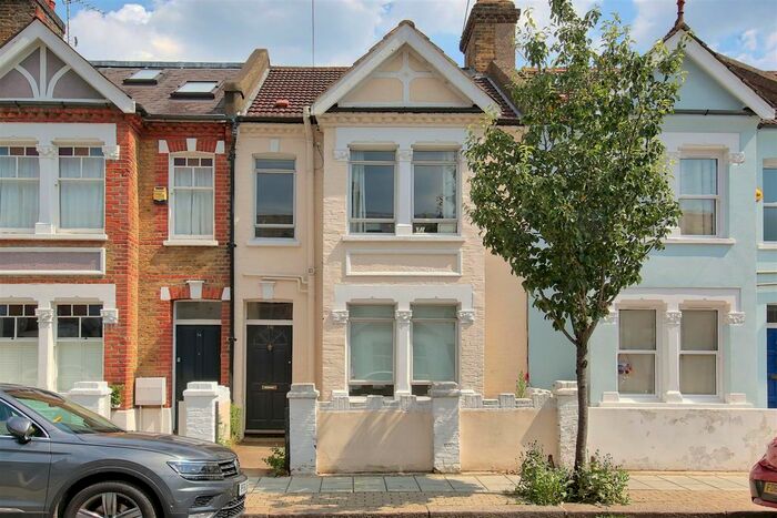 4 Bedroom Semi Detached House To Rent In Lydden Grove, London, SW18