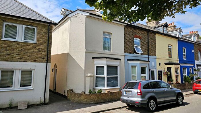3 Bedroom End Terrace House For Sale In Station Road, Walmer, Deal, CT14
