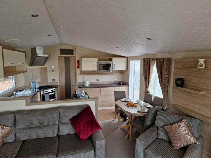 2 Bedroom Park Home For Sale In Letham Feus Holiday Park, KY8
