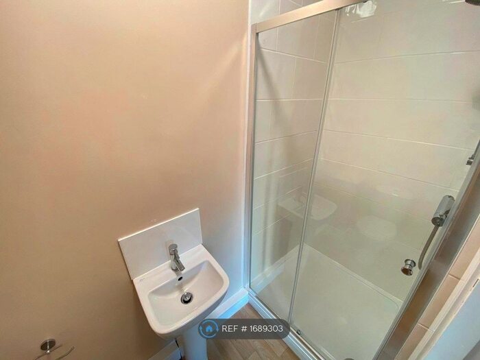 1 Bedroom Flat To Rent In London Road, Stoke-On-Trent, ST4
