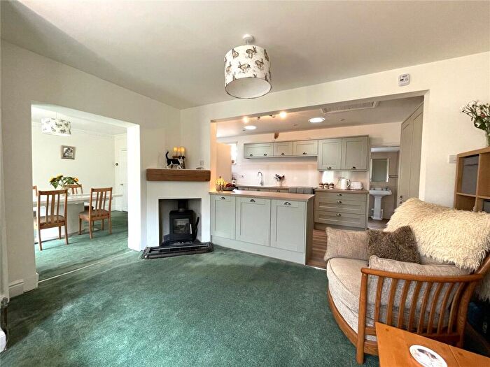 2 Bedroom Semi-Detached House For Sale In Ashford Road, Fordingbridge, Hampshire, SP6