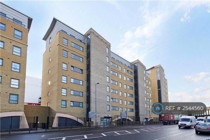 2 Bedroom Flat To Rent In Commercial Road, London, E14