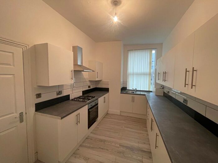 5 Bedroom House To Rent In Admiral Street, Liverpool, L8