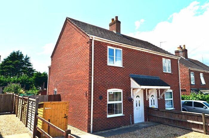 3 Bedroom Semi-Detached House For Sale In B Spilsby Road, Horncastle, LN9