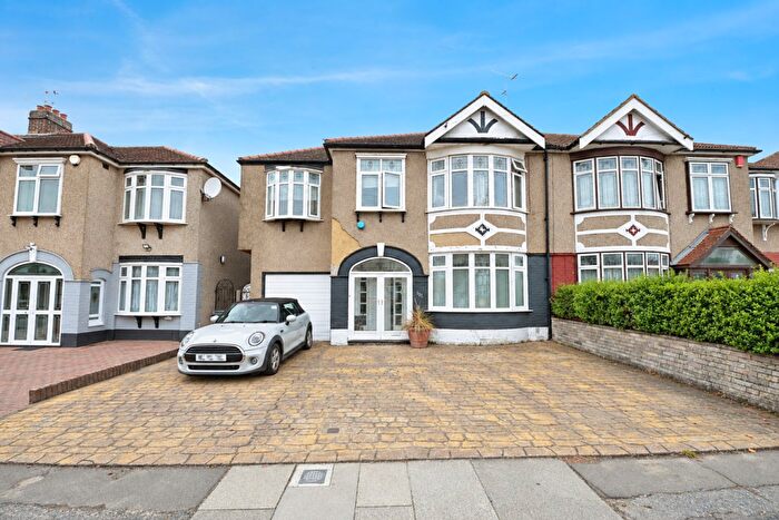 4 Bedroom Semi-Detached House For Sale In Longwood Gardens, Ilford, IG5