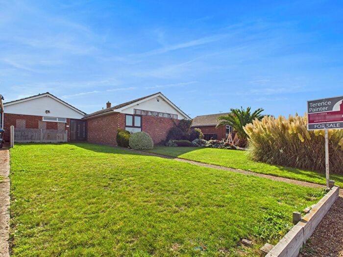 2 Bedroom Bungalow For Sale In Princess Margaret Avenue, Margate, CT9