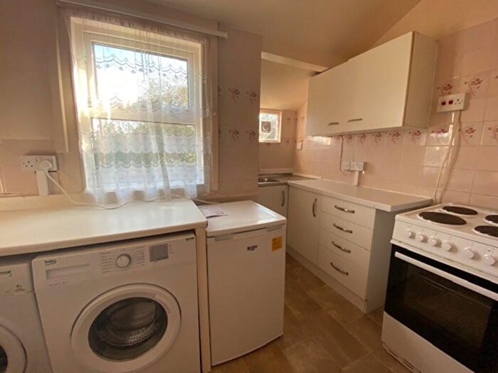 5 Bedroom Terraced House To Rent In Kings Road, Exeter, EX4