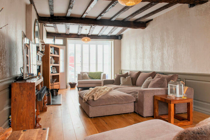 5 Bedroom Town House For Sale In Jury Street, Warwick, CV34