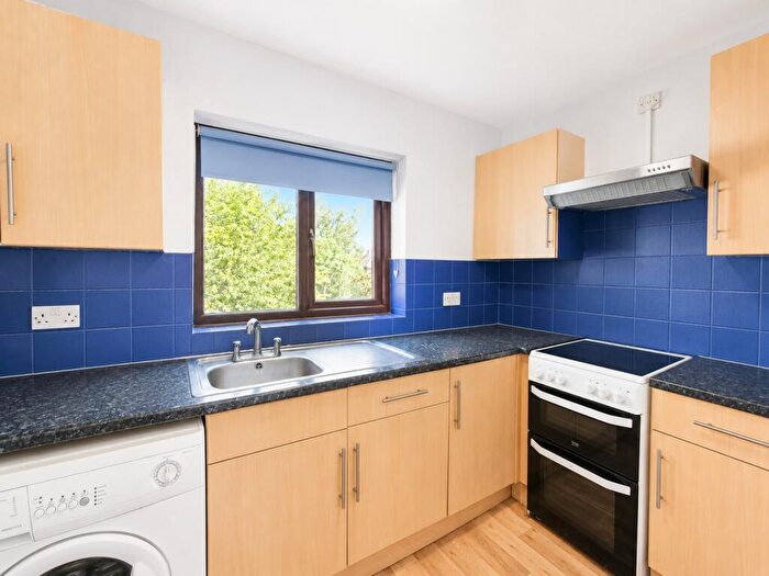 1 Bedroom Flat To Rent In Padwell Road, Southampton, SO14