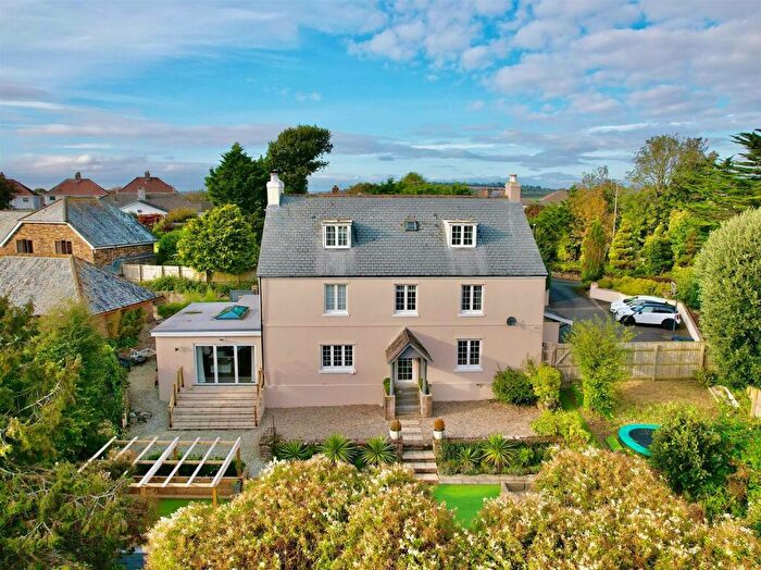 5 Bedroom Detached House For Sale In Elburton, Plymouth, PL9