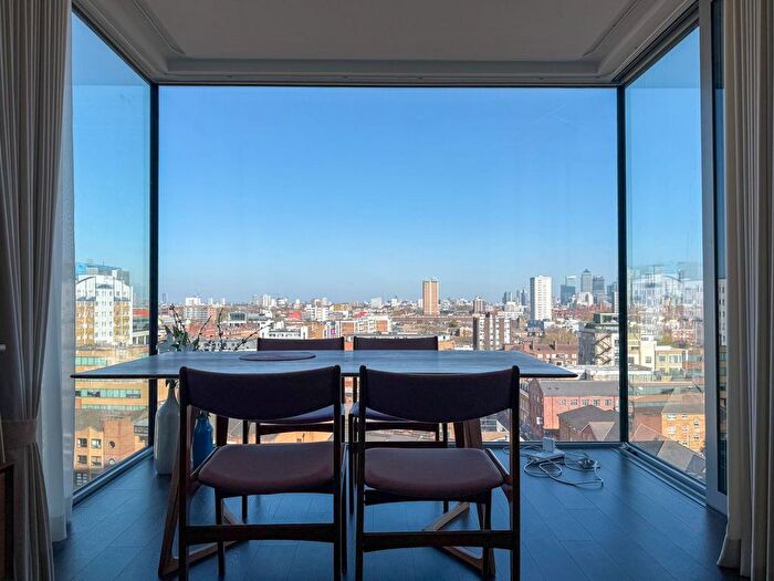 2 Bedroom Flat To Rent In London, E1