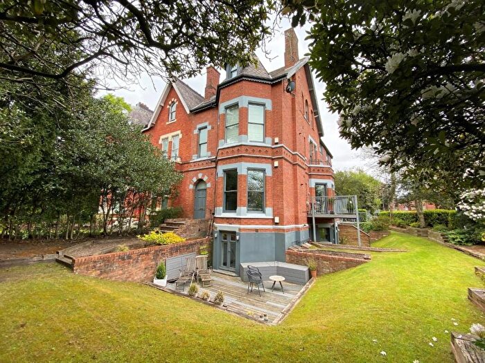 2 Bedroom Flat For Sale In Charles House, West Didsbury, M20