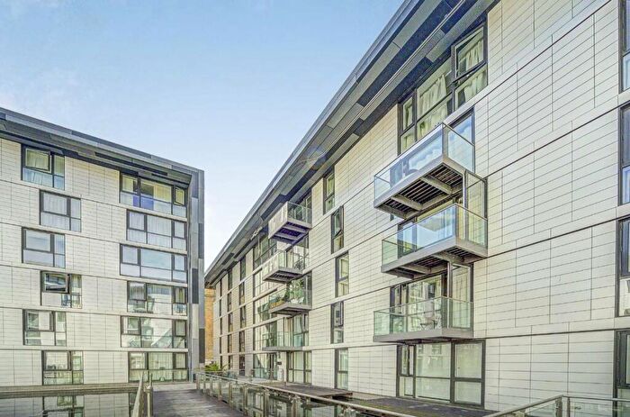 1 Bedroom Flat To Rent In Times Square, Aldgate, E1