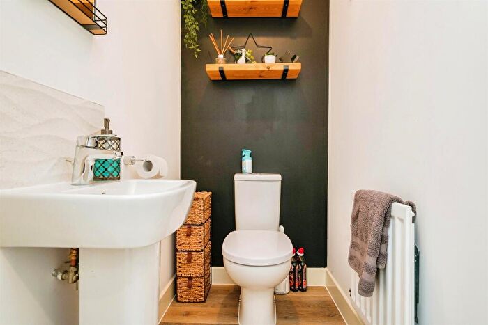 4 Bedroom Detached House For Sale In Gulwell Drive, Wickwar, Wotton-Under-Edge, GL12