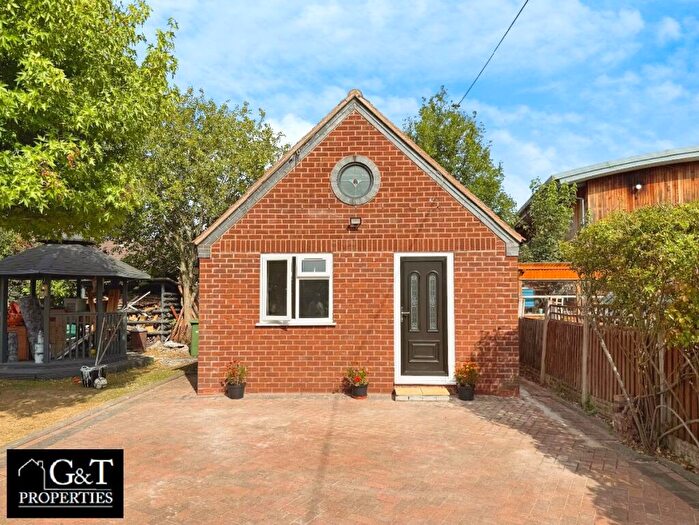 1 Bedroom Bungalow To Rent In A Penzer Street, Kingswinford, DY6