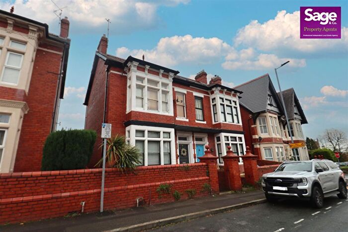 6 Bedroom Semi Detached House For Sale In Fields Park Road, Newport, NP20