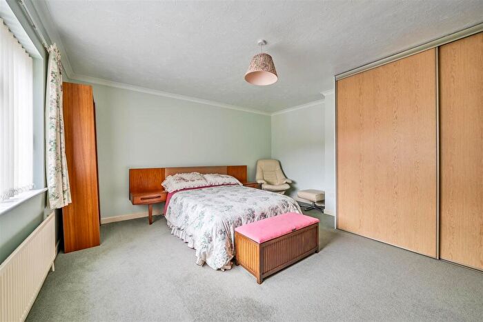 4 Bedroom Detached House For Sale In Canada Rise, Market Lavington, Devizes, SN10