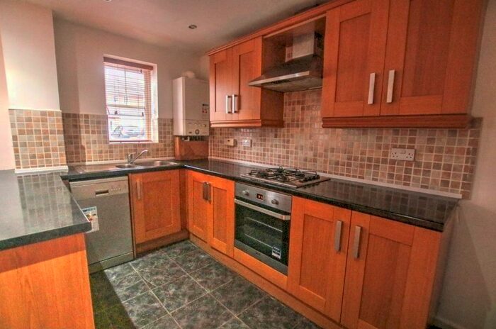 2 Bedroom Flat To Rent In Foster Drive, St James Village, Gateshead, NE8