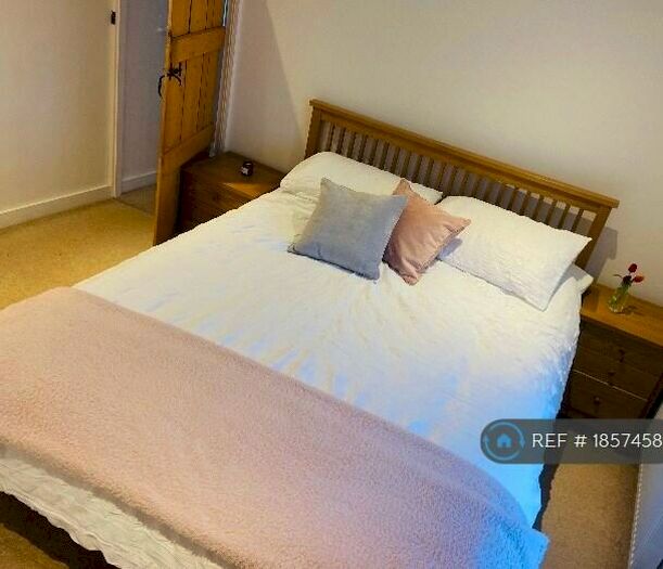 2 Bedroom Terraced House To Rent In The Rocks Road, East Malling, ME19