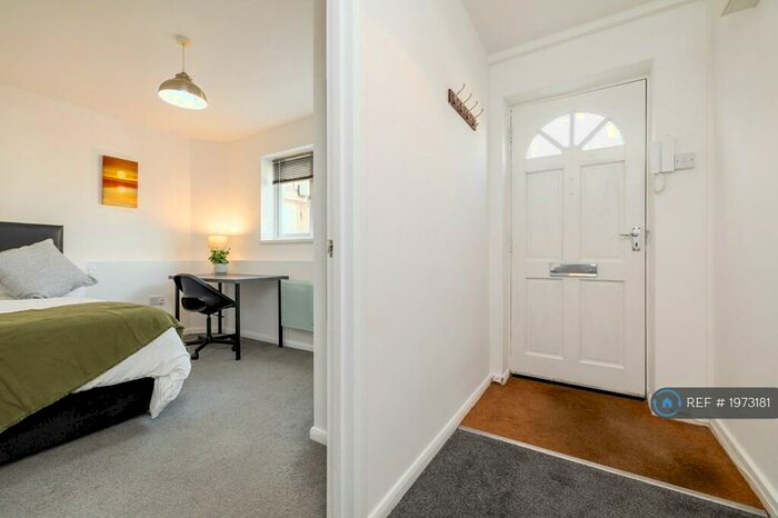 2 Bedroom Flat To Rent In Brunswick Street, Leamington Spa, CV31