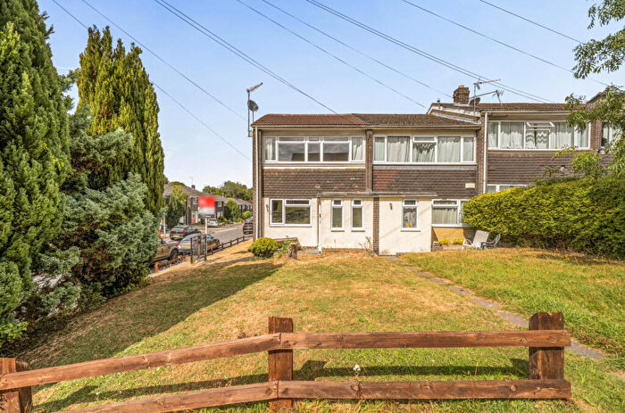 2 Bedroom End Of Terrace House For Sale In Falkland Garth, Newbury, RG14