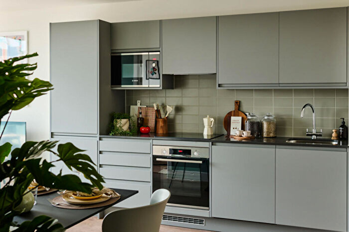 1 Bedroom Apartment To Rent In Uncle Leeds, Whitehall, Leeds, LS12
