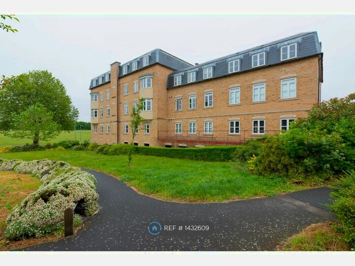 2 Bedroom Flat To Rent In Circular Road South, Colchester, CO2