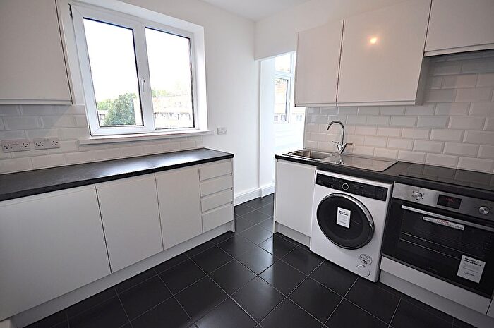 5 Bedroom Flat To Rent In Cumberland Market, Ucl, Warren Street, Lse, West End, Camden, Euston, London, NW1
