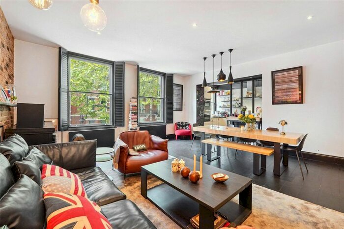 3 Bedroom Flat To Rent In Old Brompton Road, Earls Court, SW5