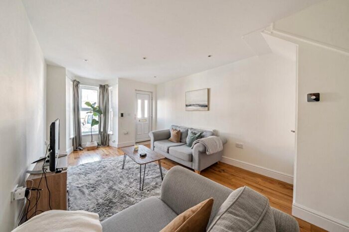 2 Bedroom End Of Terrace House For Sale In Ardgowan Road, Catford, London, SE6