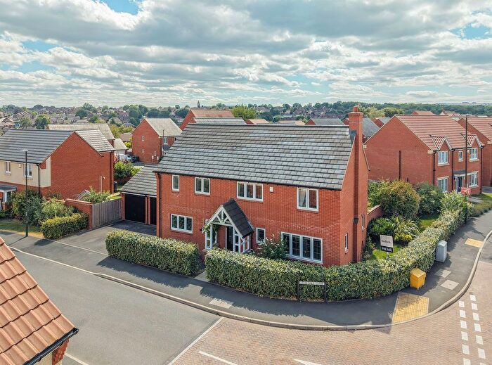 4 Bedroom Detached House For Sale In Eskdale Close, Chesterfield, S41