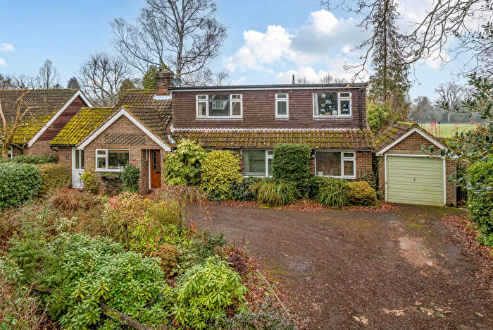 5 Bedroom Detached House For Sale In Burford Lea, Elstead, Godalming, GU8