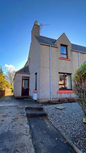 2 Bedroom Semi-Detached House For Sale In Goathill Road, Stornoway, HS1