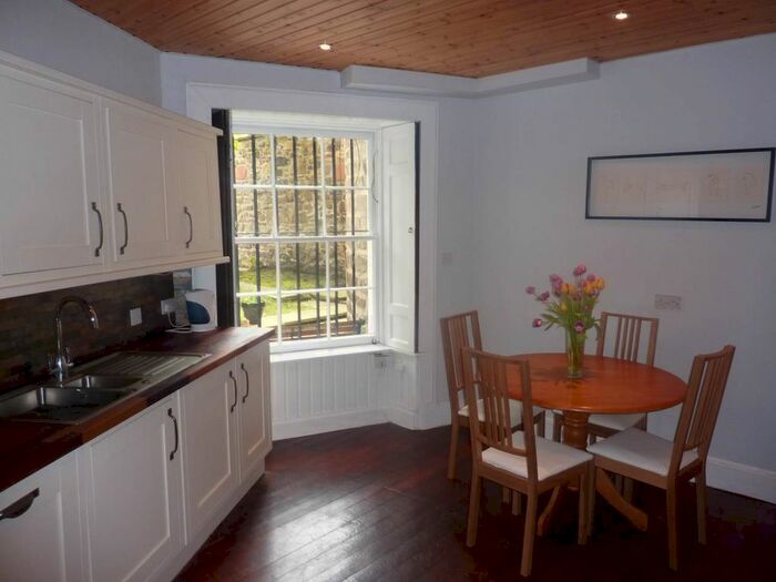 1 Bedroom Flat To Rent In Windsor Street, Edinburgh, EH7