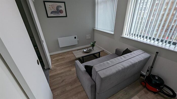 1 Bedroom Apartment To Rent In Paragon, Seymour Grove, M16