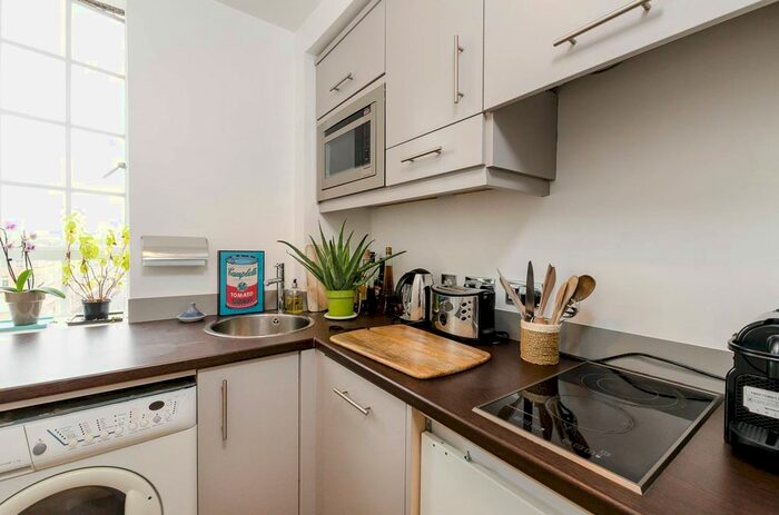 1 Bedroom Flat To Rent In Sloane Avenue, Chelsea, London, SW3