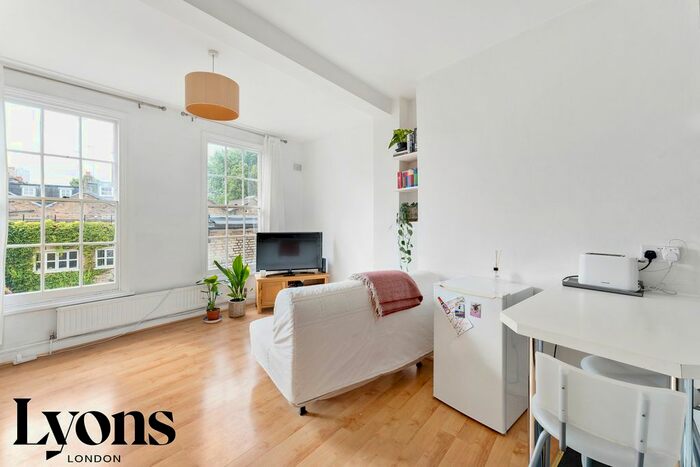 1 Bedroom Flat To Rent In Rheidol Terrace, London, N1