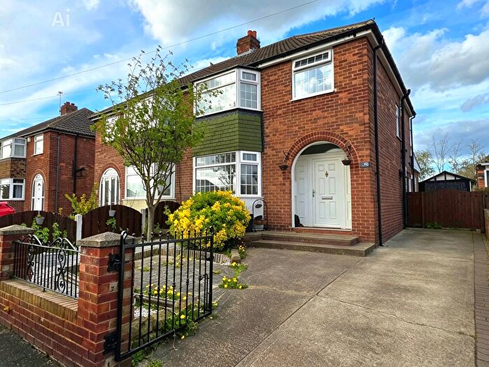 3 Bedroom Semi Detached House For Sale In Clayton Avenue, Thurnscoe, Rotherham, S63