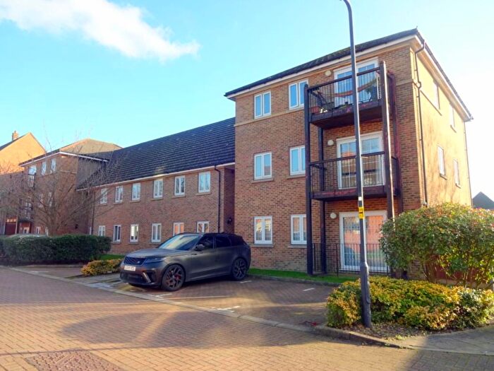 2 Bedroom Apartment To Rent In Glanville Mews, Stanmore, Middlesex, HA7