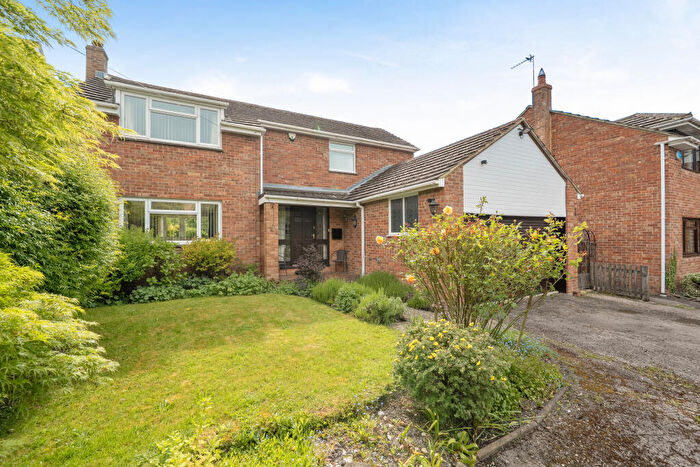4 Bedroom Detached House For Sale In Broad Town, Swindon, SN4