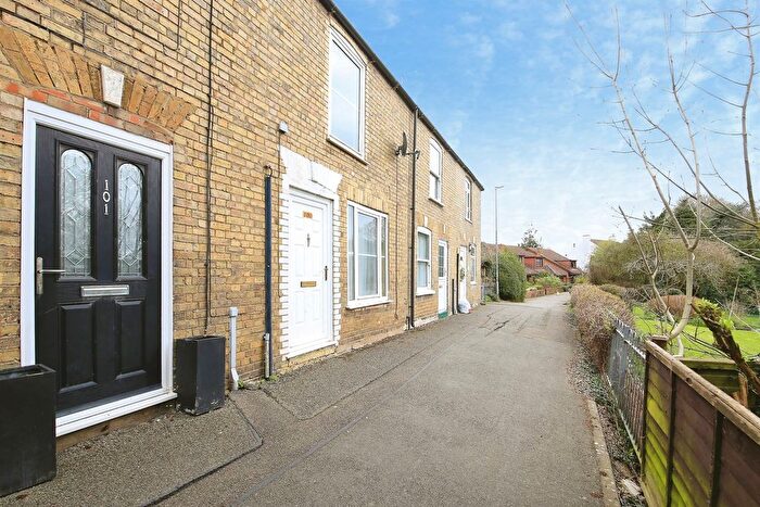 2 Bedroom Cottage For Sale In West End, March, PE15