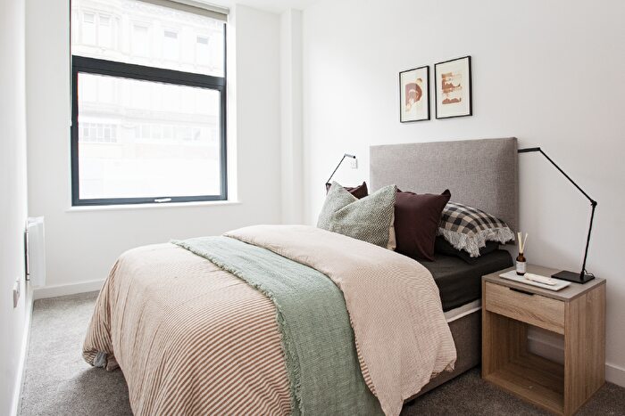 2 Bedroom Apartment To Rent In Milliners Yard, Liverpool, L3