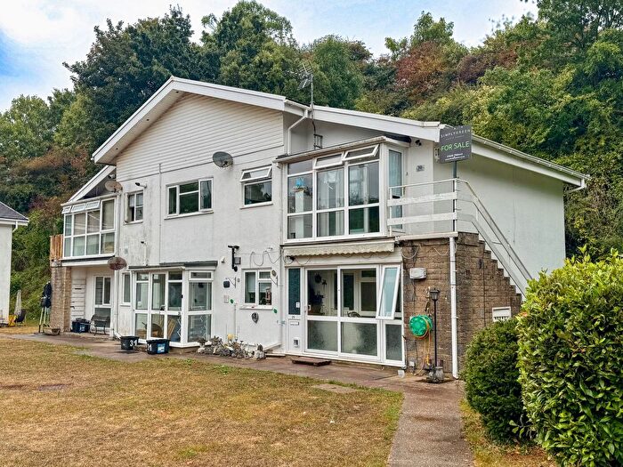 2 Bedroom Flat For Sale In Wesley Close, Torquay, TQ2