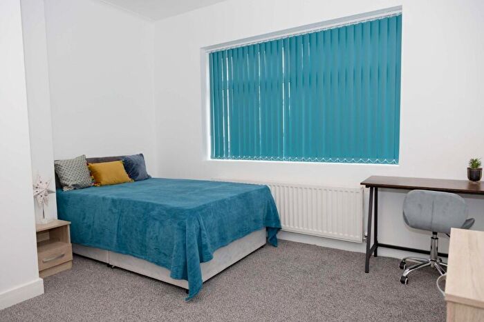 4 Bedroom House Of Multiple Occupation To Rent In Marsh Street, Barrow-In-Furness, Cumbria, LA14